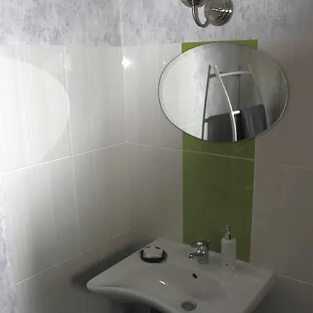 Bed & Breakfast D'hotes L'aubaine Avec Jacuzzi 3*