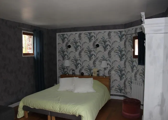 D'hotes L'aubaine Avec Jacuzzi Couette-café 3*